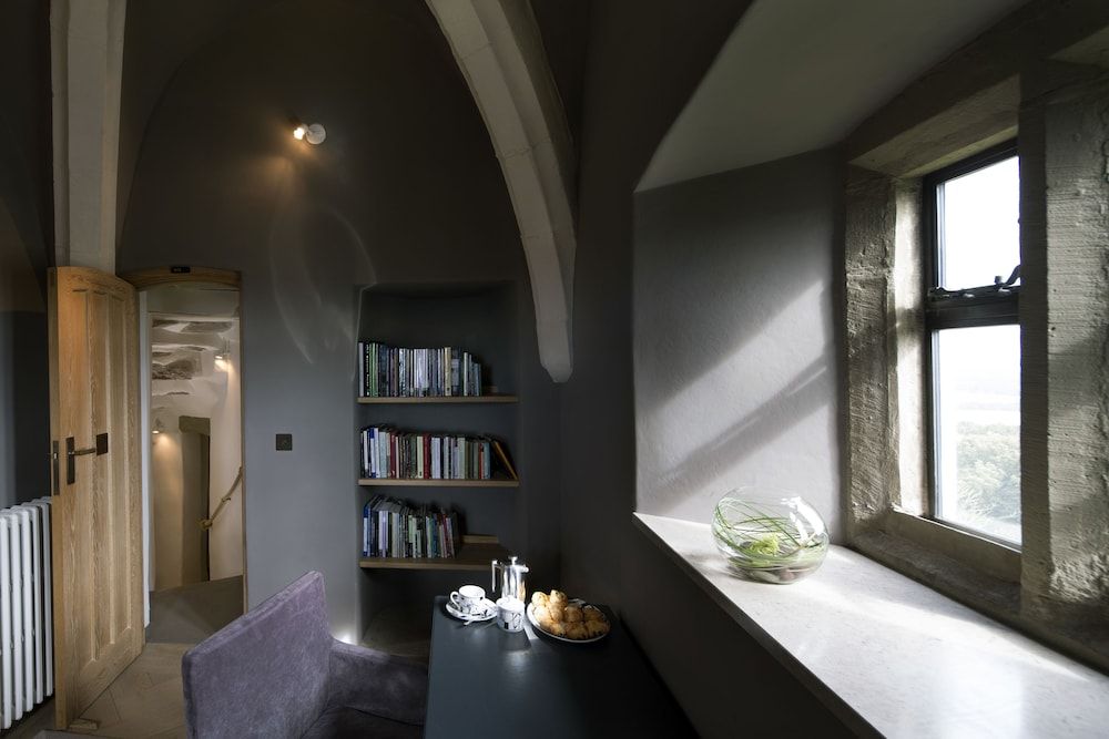 Roch Castle Hotel