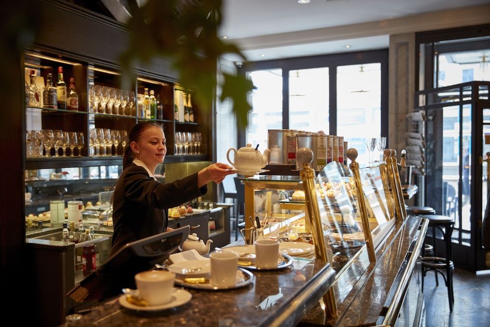The Dufour Suites & Rooms