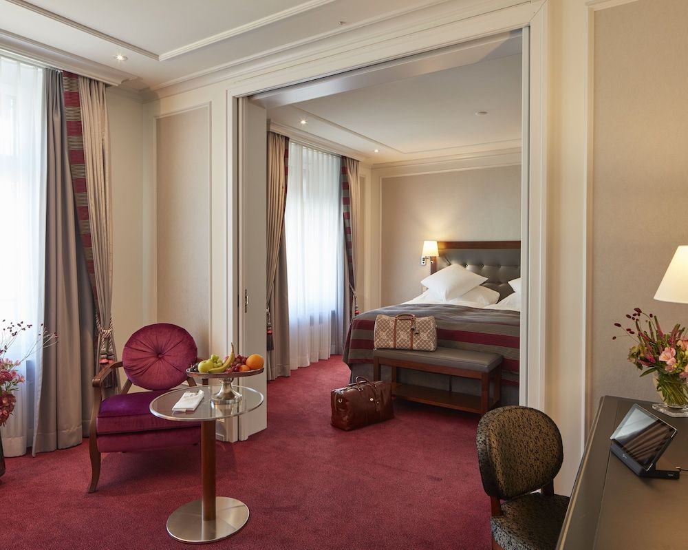 The Dufour Suites & Rooms