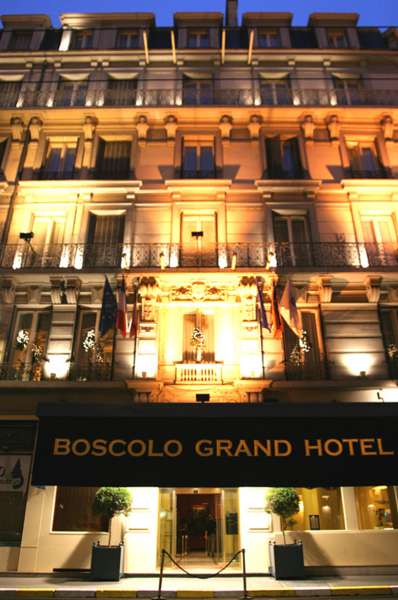 B4 Grand Hotel Lyon