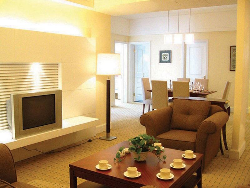 Chateau Regency