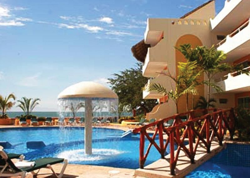 Star Bay Suites Resort