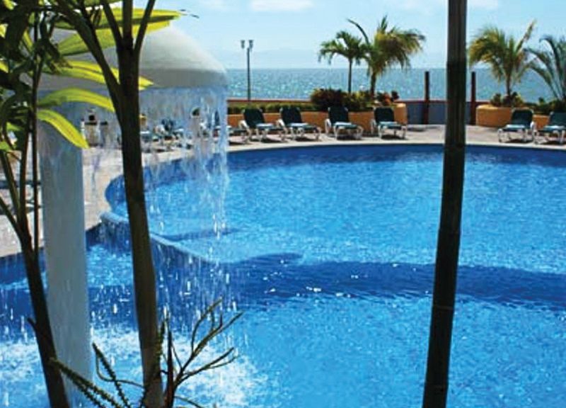 Star Bay Suites Resort