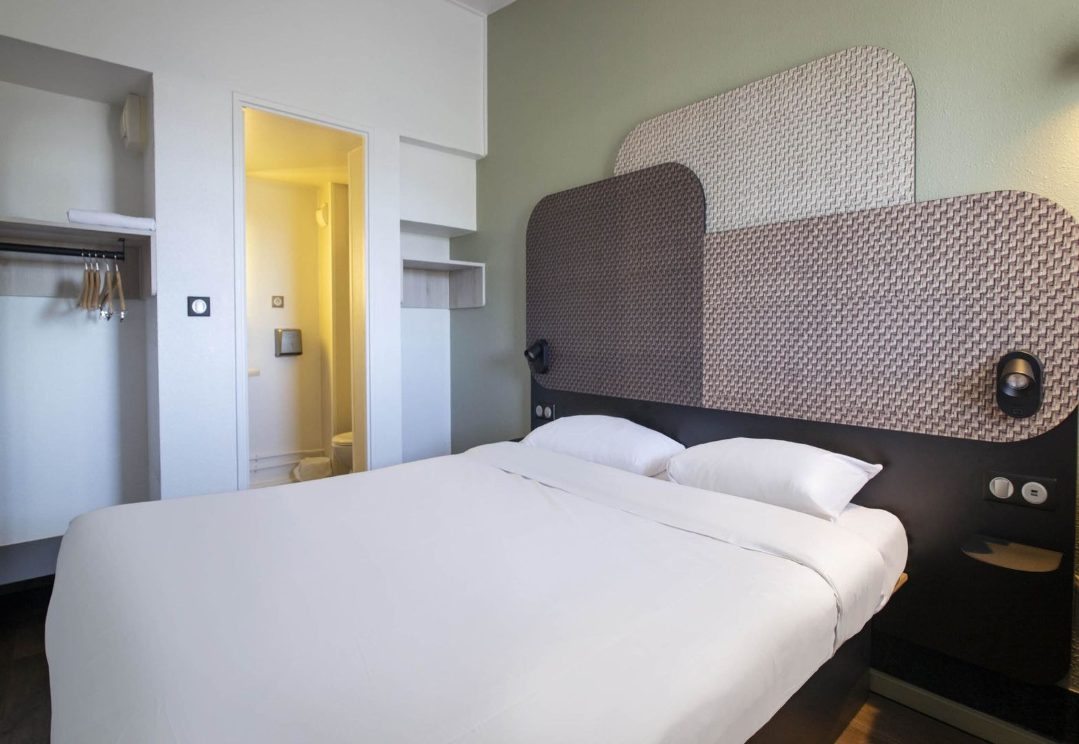 B&B HOTEL Avignon 1