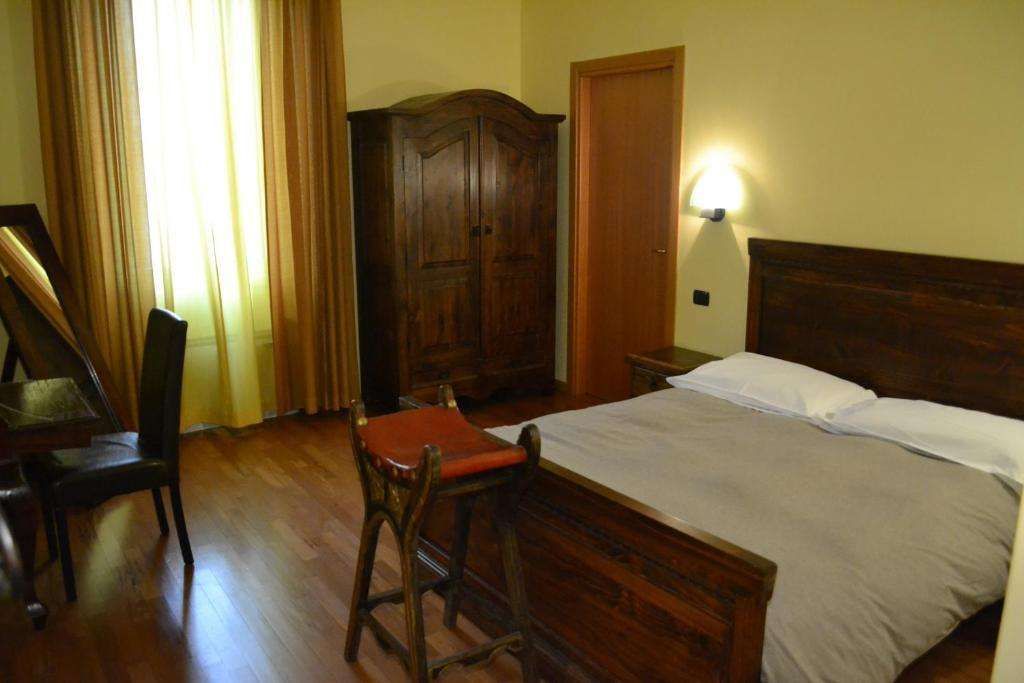 Amico Hotel