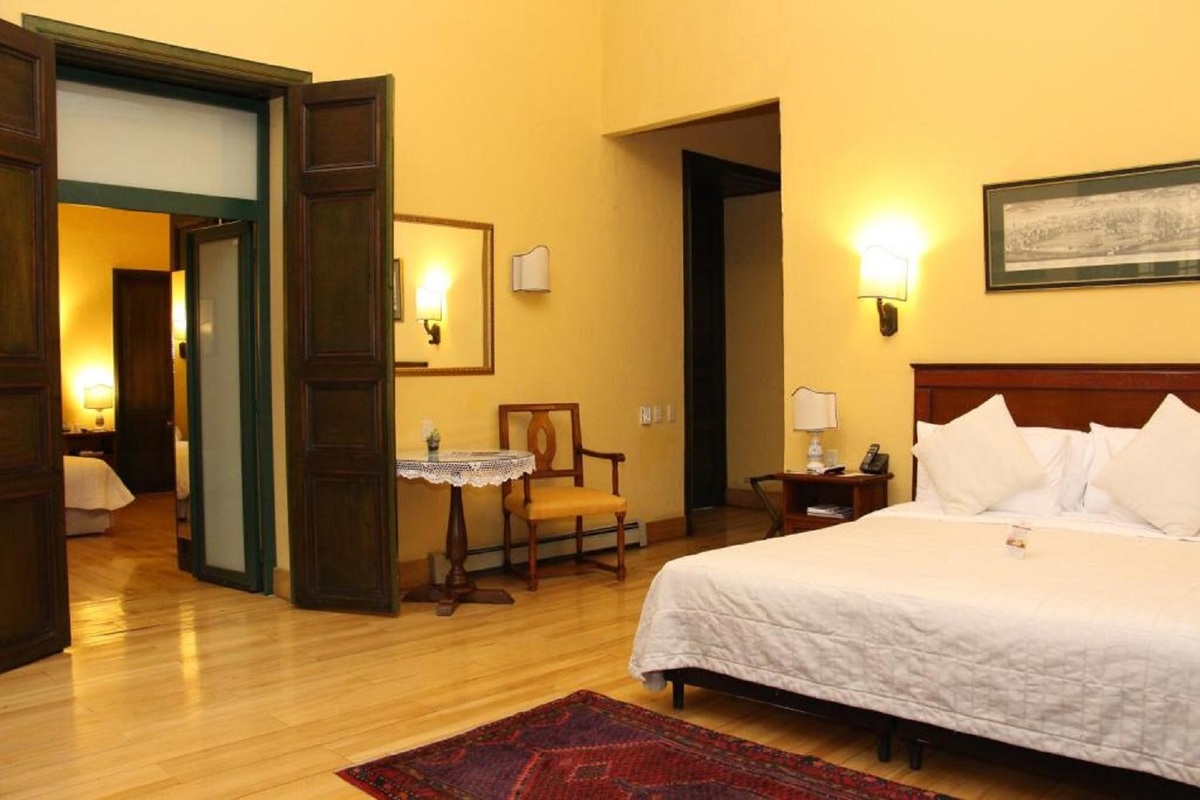 Hotel De la Ópera