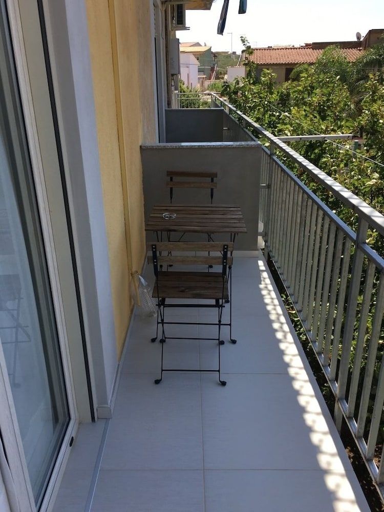 La Via Di Casa