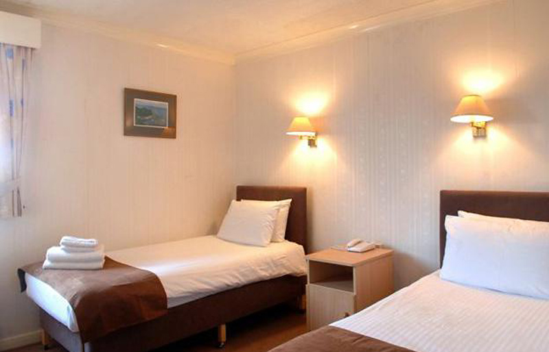 King Robert Hotel