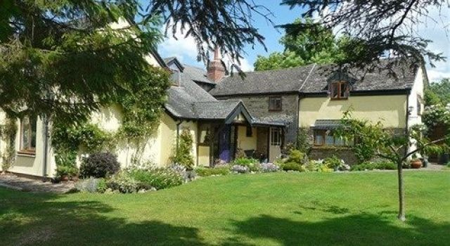Field House Guest House