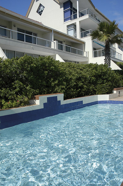 Dolphin Beach Hotel