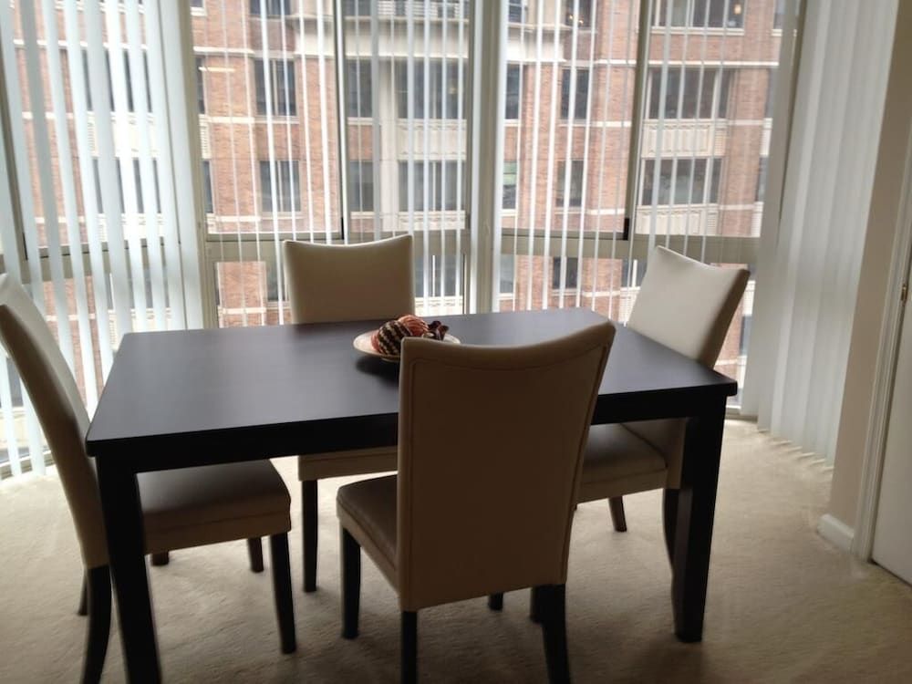 Meridian at Ballston Commons