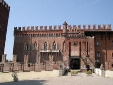 Castello di Carimate