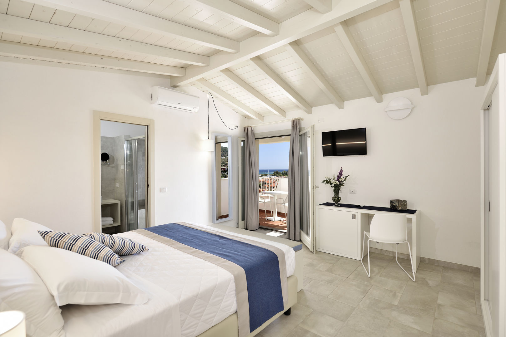 Piccolo Hotel