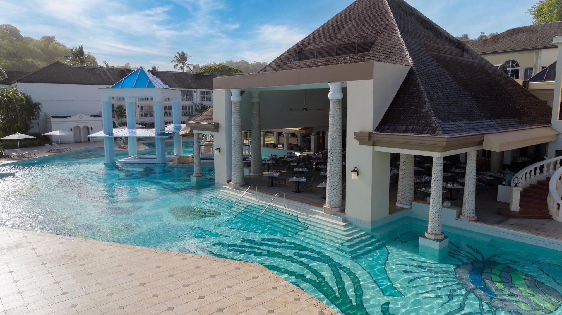 Sandals Regency La Toc