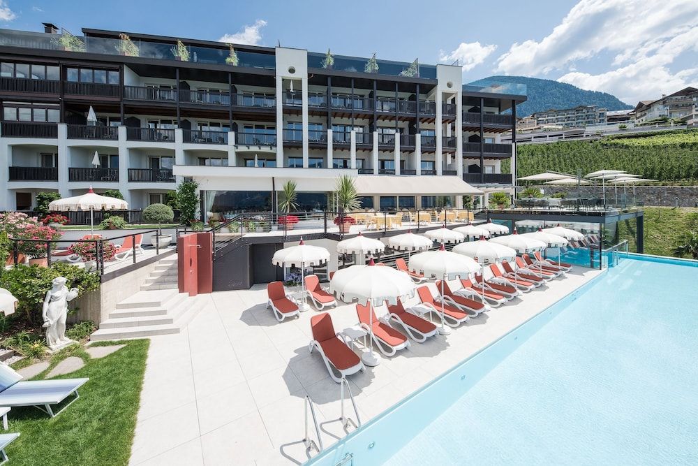 Hotel Tyrol