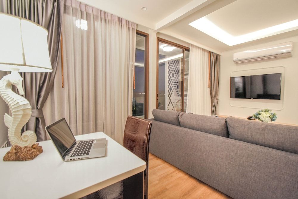 The Aristo Condo II