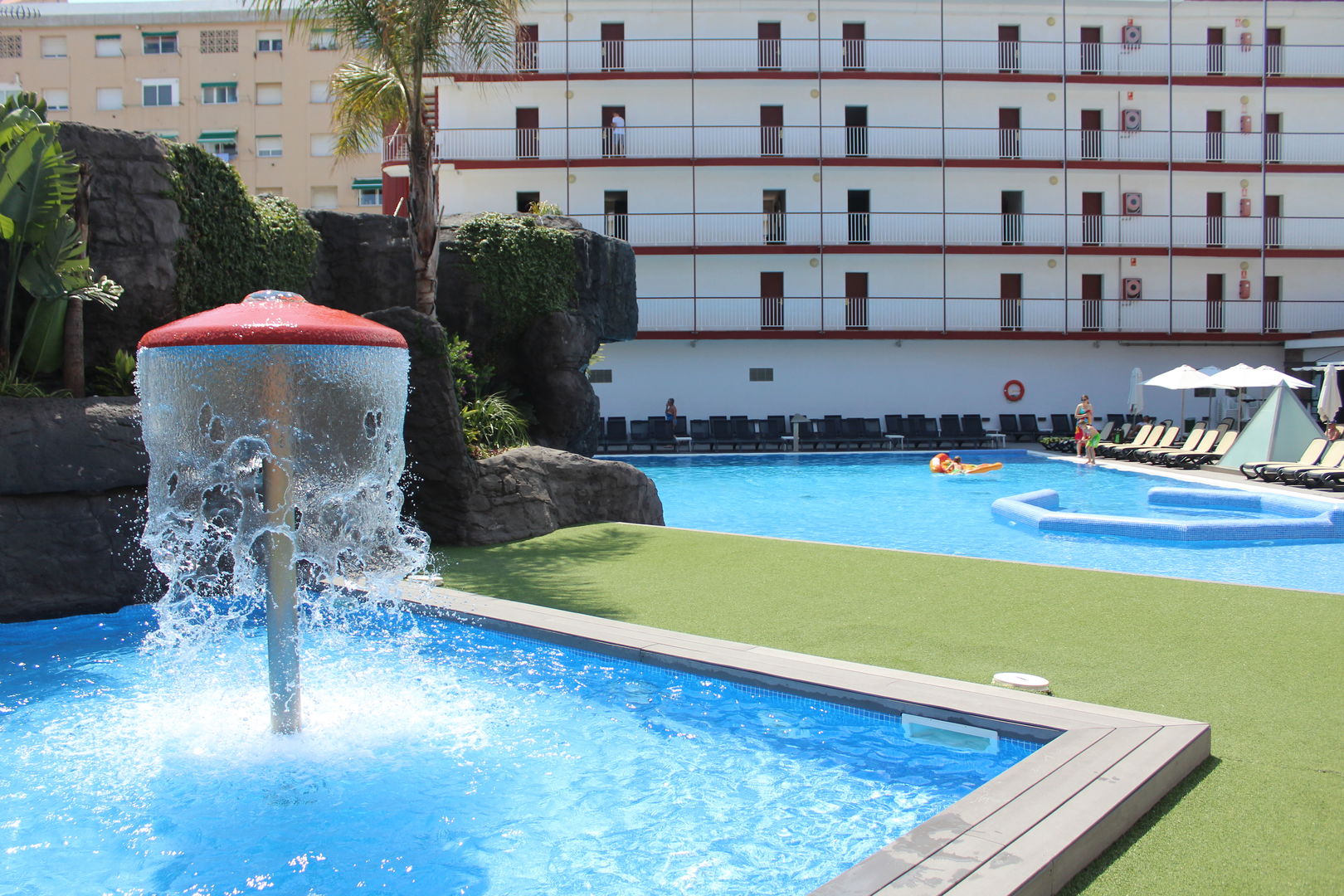 Hotel Papi Blau