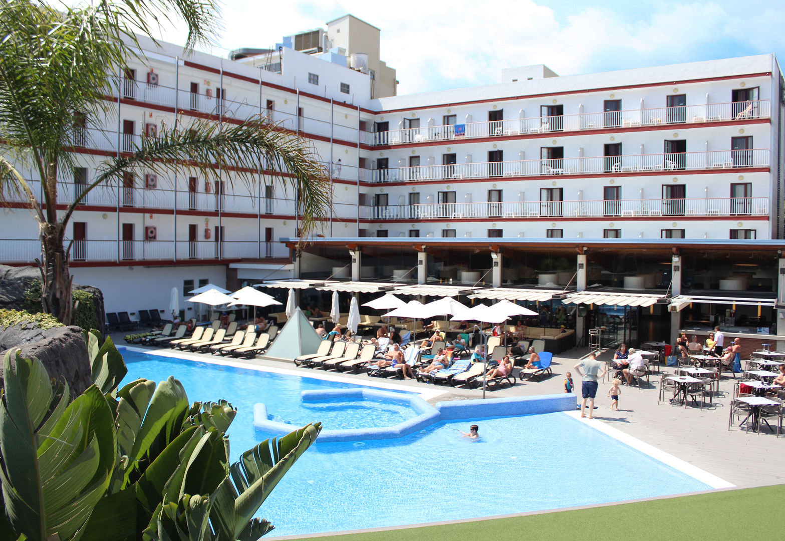 Hotel Papi Blau