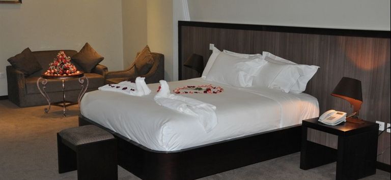 Elilly International Hotel