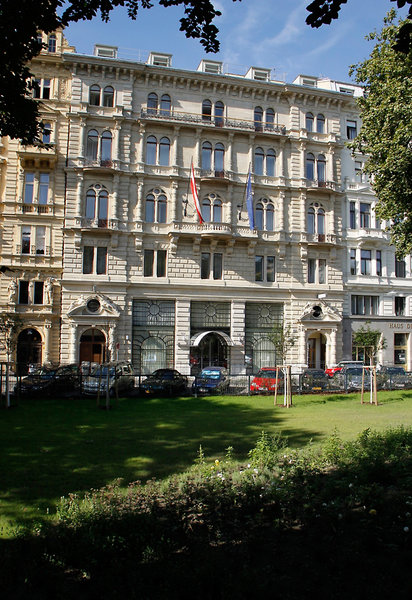 Miiro Palais Rudolf