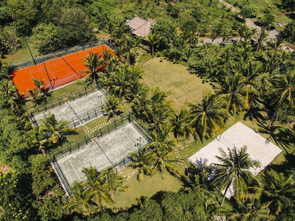 Tampah Hills