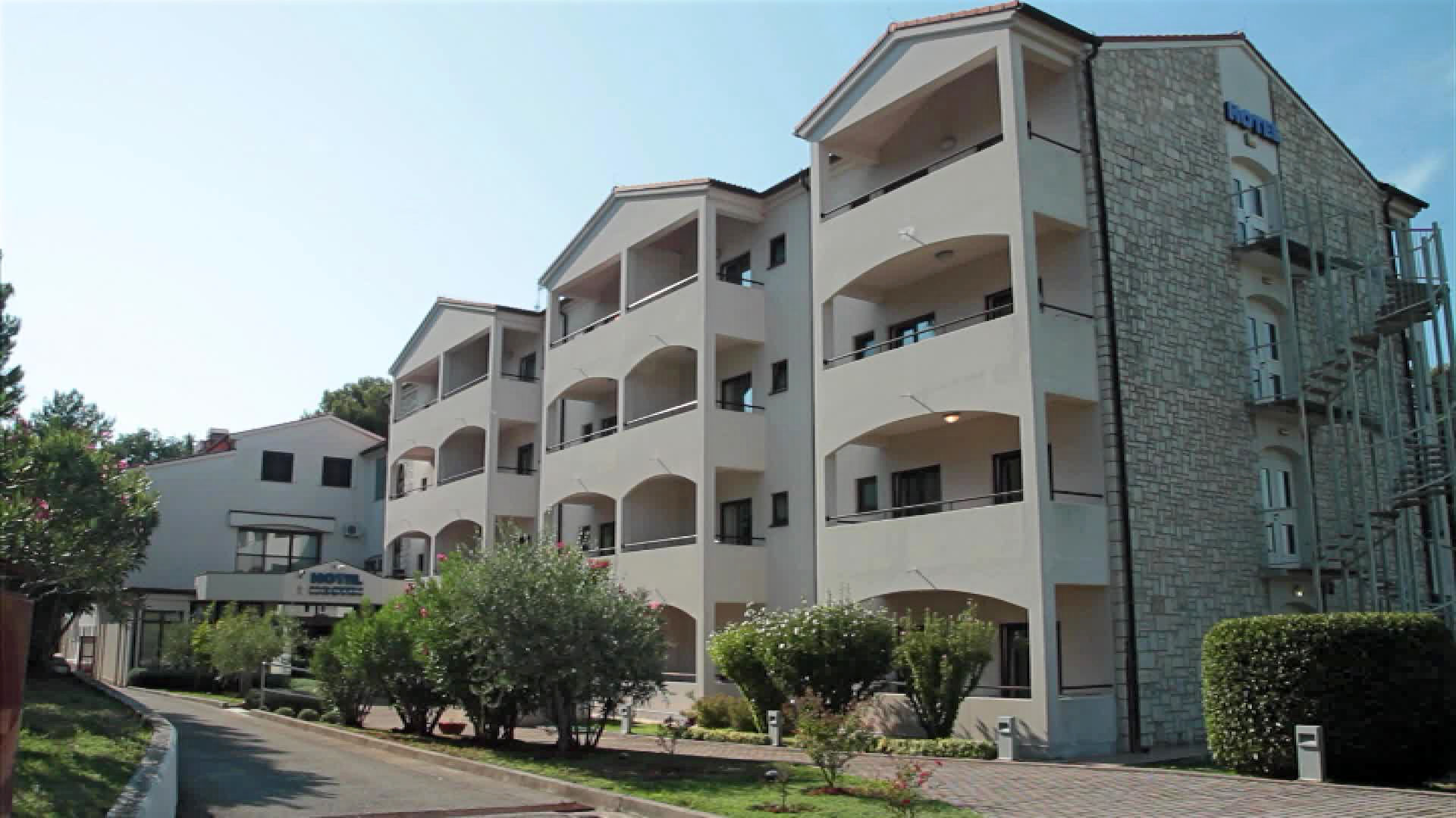 Hotel Flores
