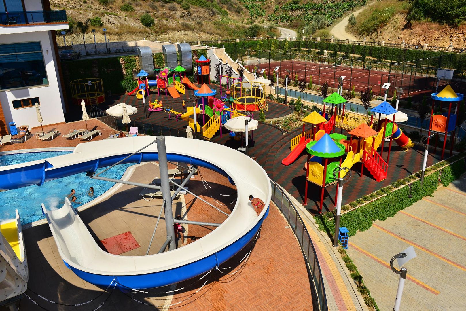 Azura Park