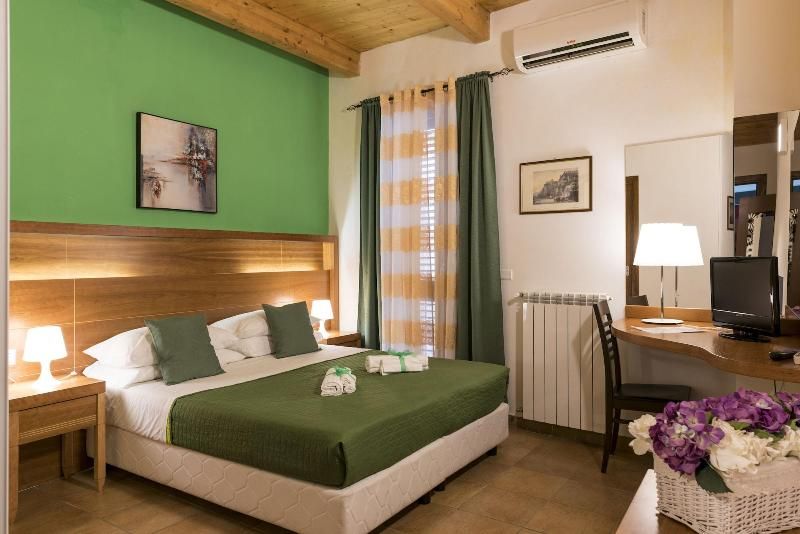 Murat Guesthouse