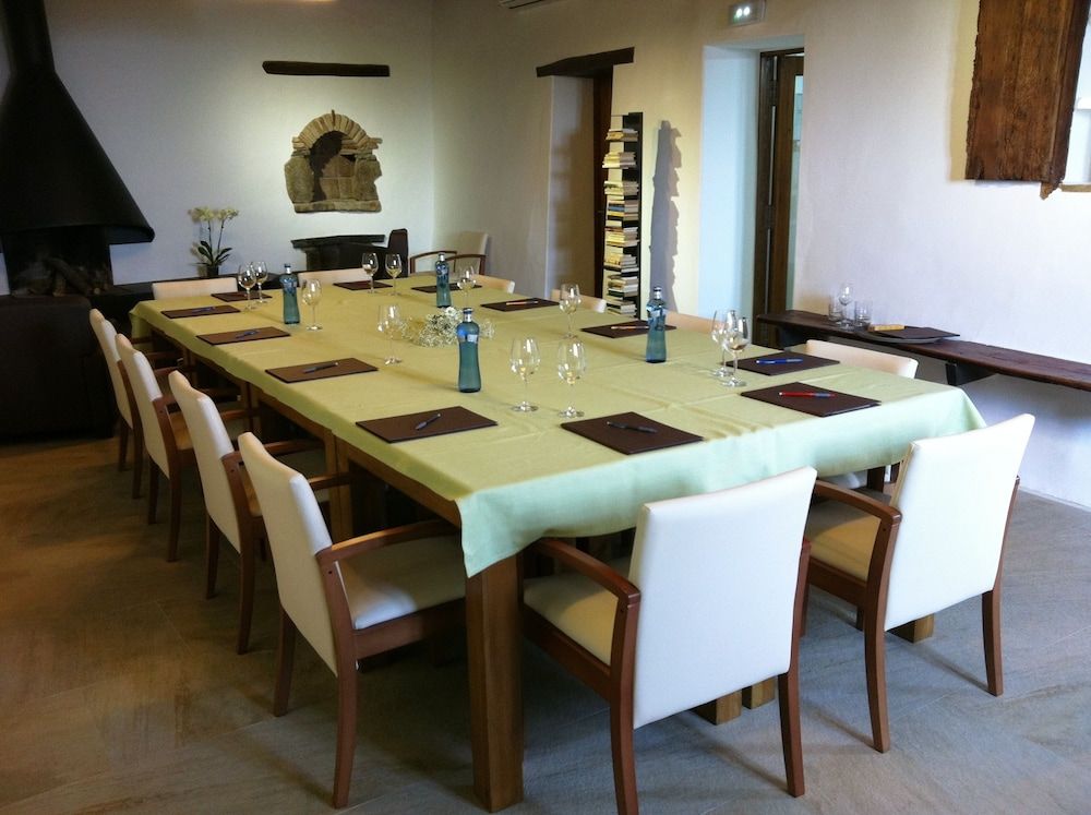 Can Cuch Hotel-Restaurante