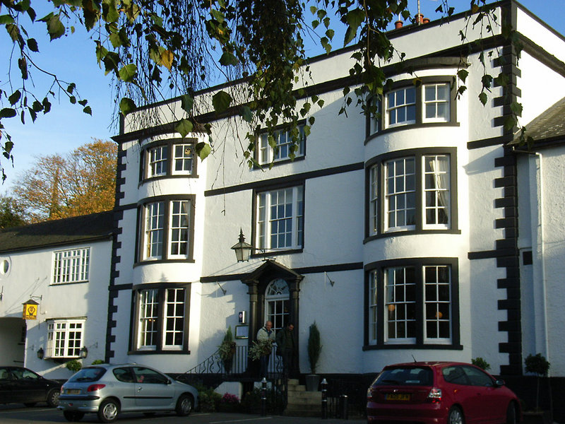 Donington Manor