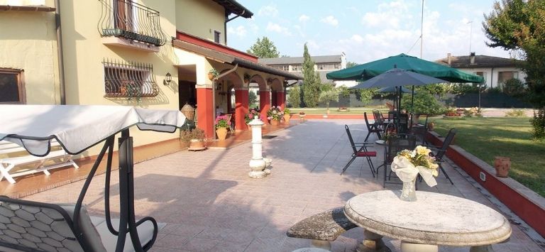Villa ai Tigli