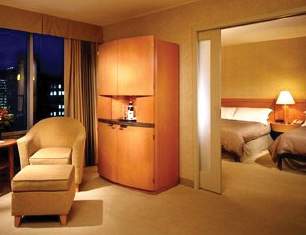 Delta Hotels Vancouver Downtown Suites
