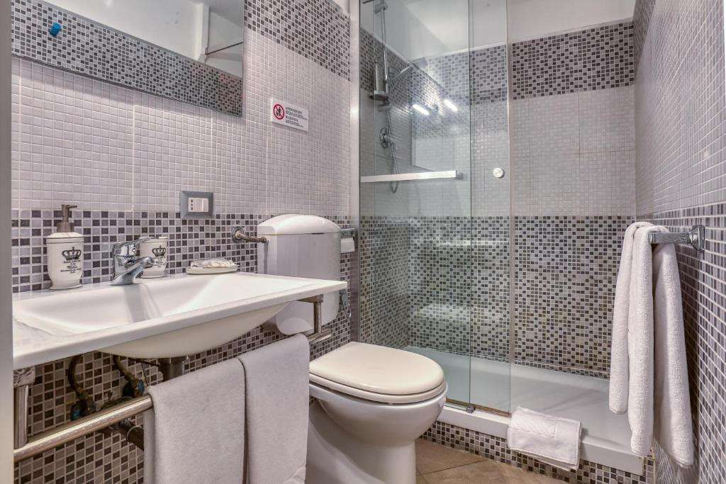Ada Rooms