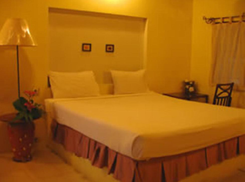 Haad Piti Resort