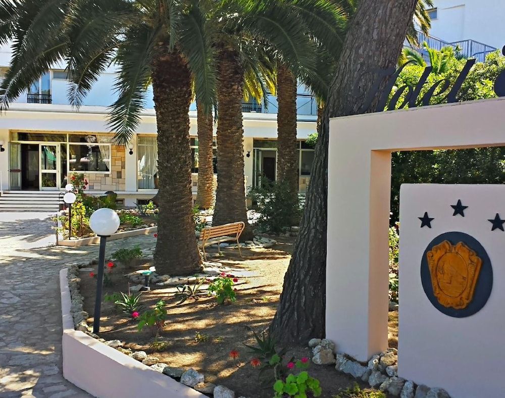 Hotel Eden