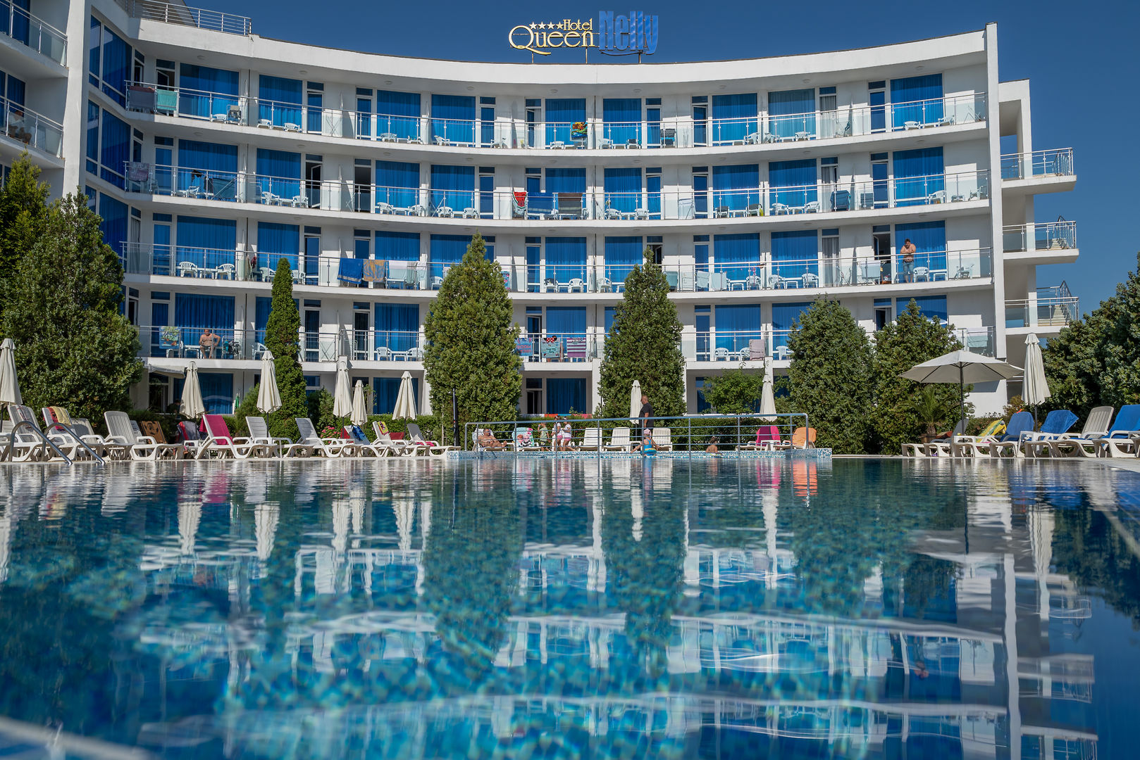 Hotel Queen Nelly