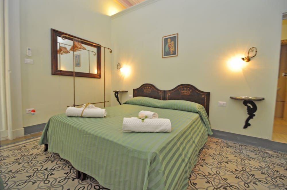 Palazzo De Donatis B&b