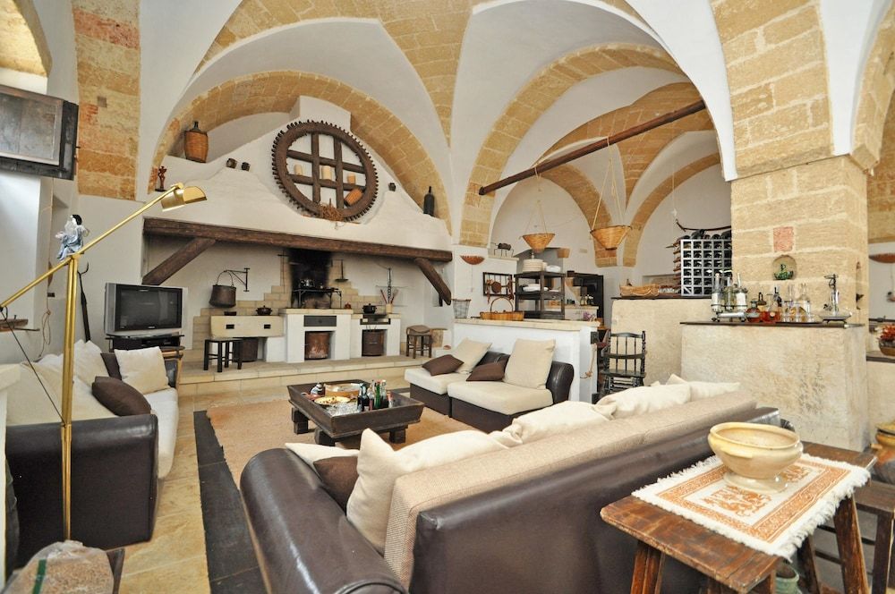 Palazzo De Donatis B&b