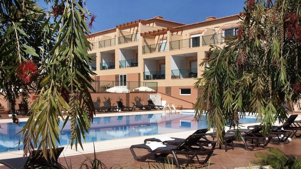 Bela Colina Holidays