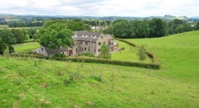 Llwyn Helyg Country House