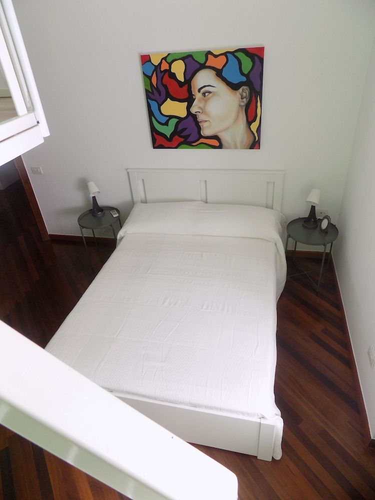 Palazzo Dei Catenielli 63 B&B