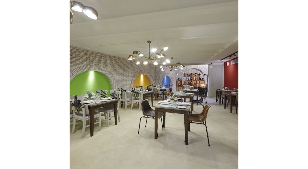 Hotel Restaurante Galeria Essentia