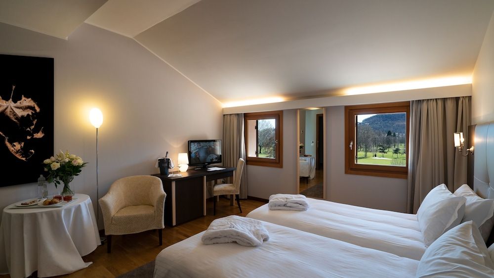 The Golf Club Padova Guest House