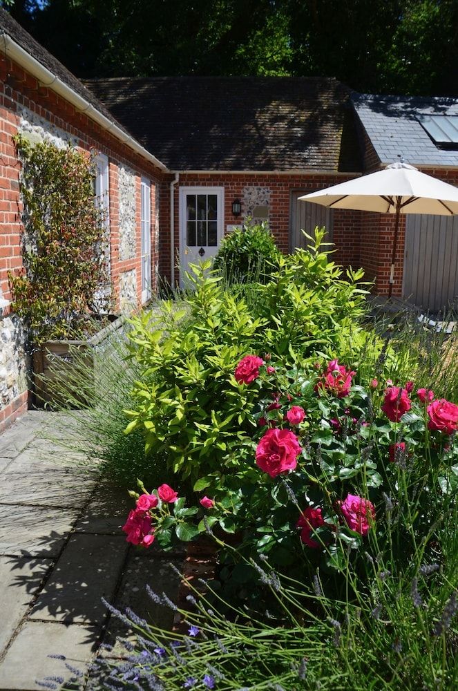 Stonehenge Cottages