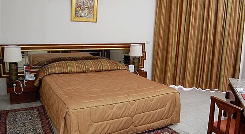 Diplomat Hotel