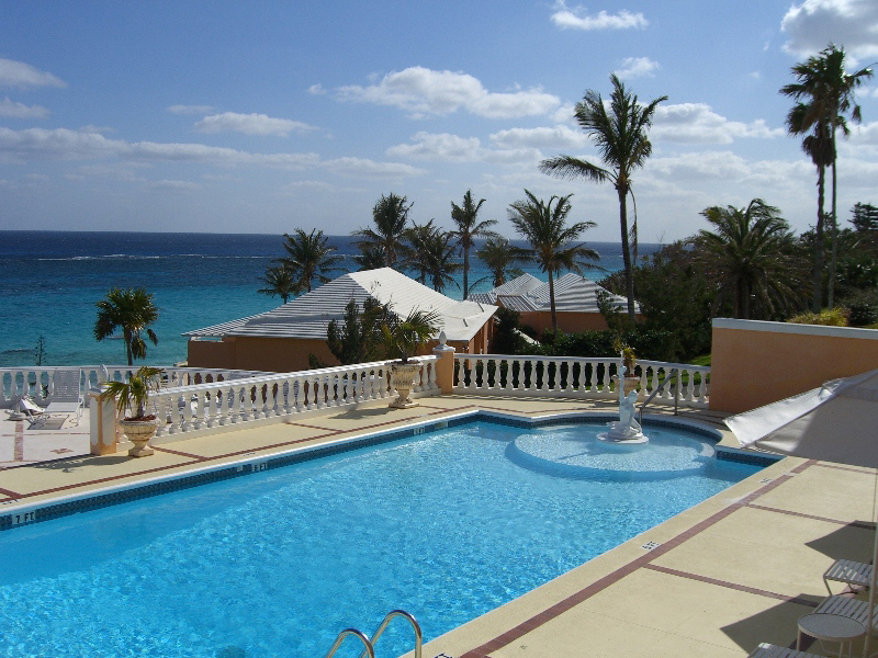 Coco Reef Bermuda