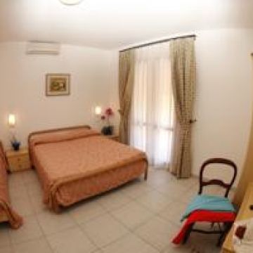 Hotel Lo Scirocco