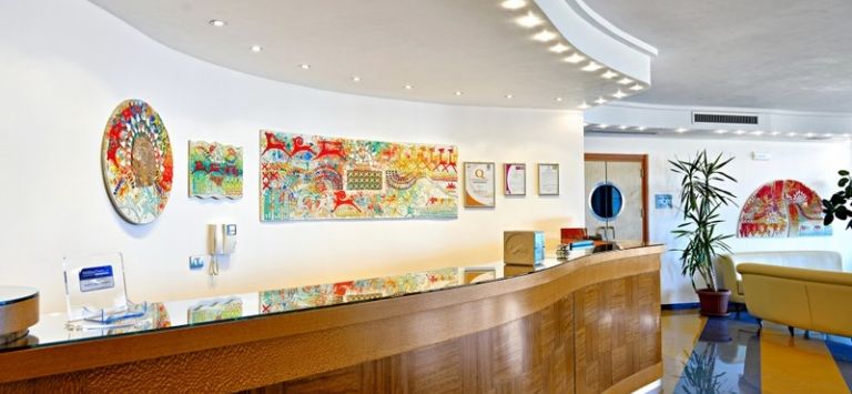 Hotel Yria