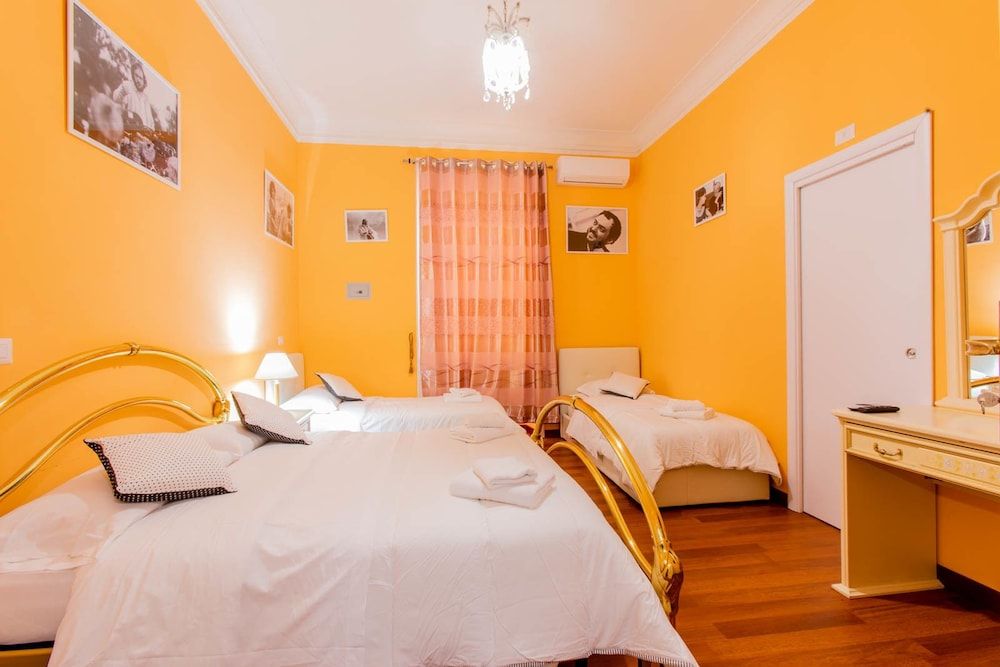 Flower Guesthouse