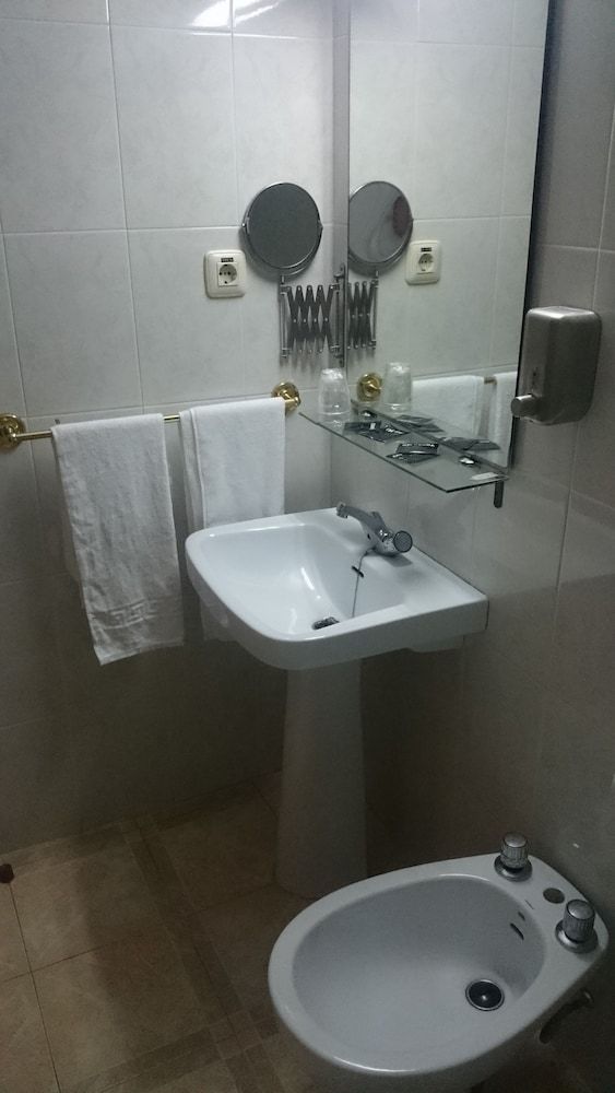Barbate Hostal